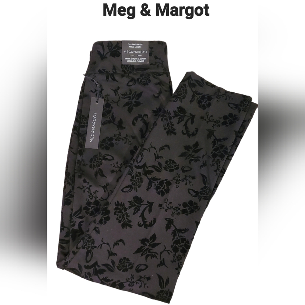 Meg & Margot Black Pull On Slim‎ Leg Ankle Length Jegging, SM